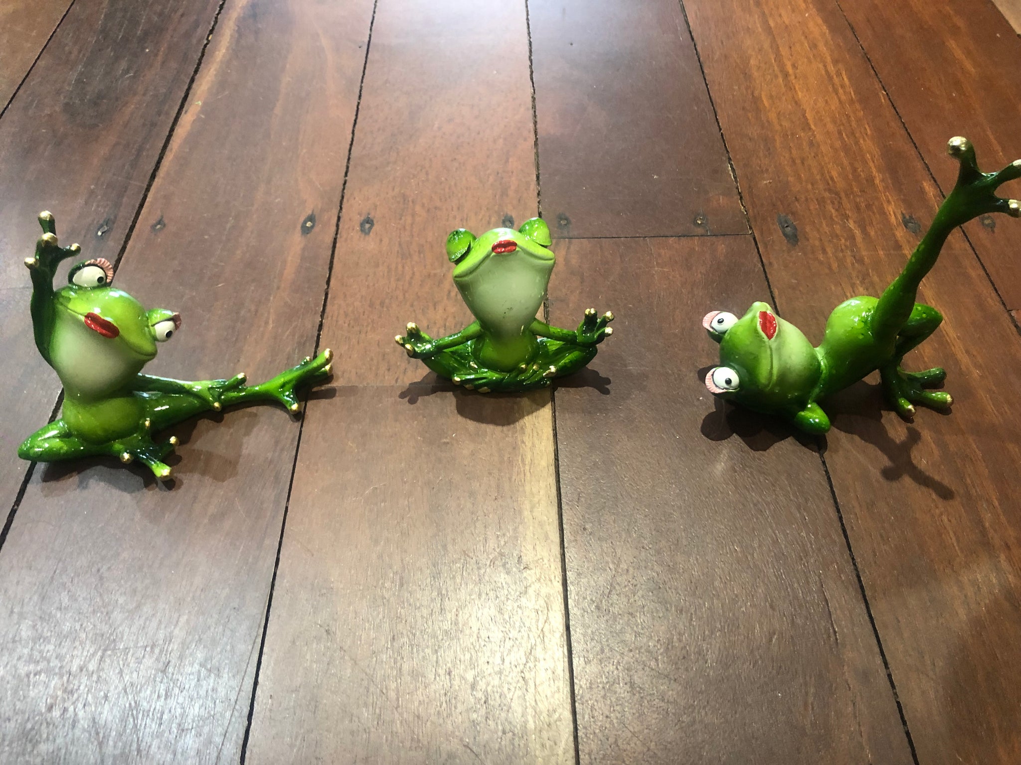 Yoga frogs