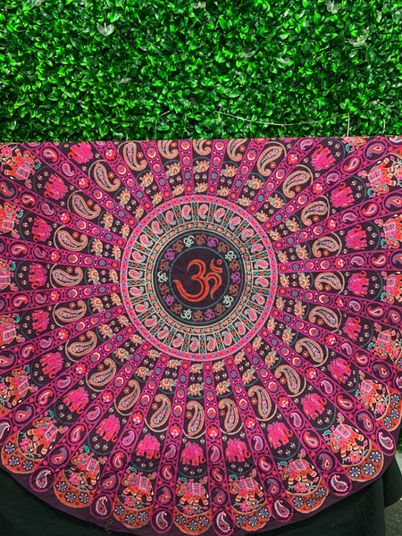 Round Elephant Design Tapestry